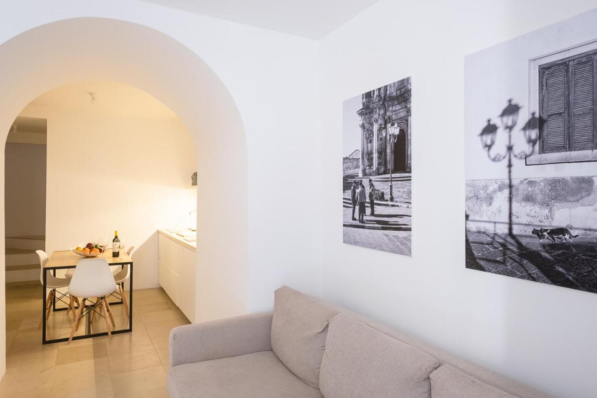 I 5 Archi Di Via Ducezio Villa โนโต ภายนอก รูปภาพ